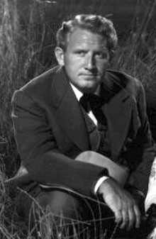 Spencer Tracy jako plukovník Jim Brewton