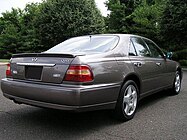 1999–2001, updated rear (Q45t pictured with decklid spoiler)