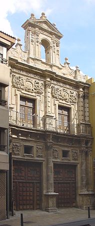 Portada de la iglesia de la Pasión