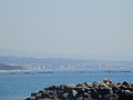 Vue de Catanzaro Lido depuis la plage de Copanello Lido.