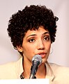 Q240880 Jasika Nicole (Foto: Gage Skidmore) geboren op 10 april 1980