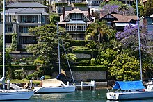 (1)Mosman houses from ferry.jpg