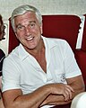 Leslie Nielsen in 1982 geboren op 11 februari 1926