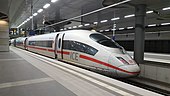 Kereta cepat ICE di Berlin Hbf