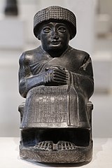 Estatua sedente del príncipe Gudea (2120 a. C.)