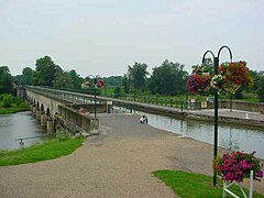 Brücke des Canal latéral à la Loire über die Loire bei Digoin