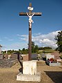 Calvaire situé dans le cimetière.