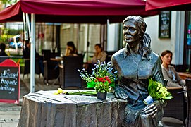 Monument Agnieszka Osiecka.