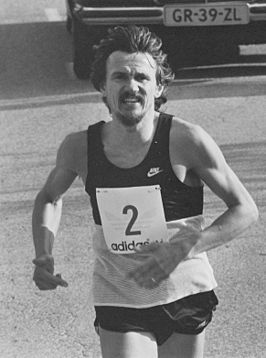 José Reveyn tijdens de marathon van Amsterdam in 1982