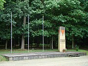 Monument (dans le village de Grabow-Below) en hommages aux victimes de la marche de la mort de Ravensbrück