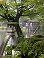 Le Kenroku-en, à Kanazawa dans la préfecture d'Ishikawa est un lieu spécial de beauté pittoresque.