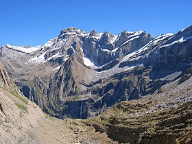 Vue de la face nord-ouest du Marboré.