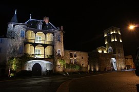 Photographie de l'église du Moutier ou église Saint-Symphorien à la sortie de la vallée des Usines.