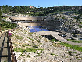 Vue de l'amphithéâtre de Cagliari à Cagliari. (définition réelle 1 024 × 768)