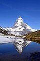 De Matterhorn achter de Riffelsee (oostzijde)