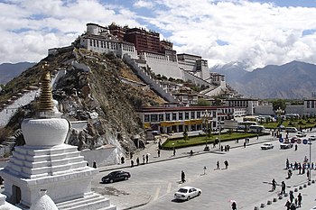 Lo palais de Potala. (definicion vertadièra 2 592 × 1 728 *)