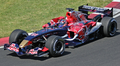 Scuderia Toro Rosso, equipe irmã da Red Bull Racing que teve em seu primeiro ano, os pilotos Liuzzi e Speed.