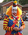 26 juillet 2010 Wikipédien triste après avoir vu sa modification à l'article Clown annulée, au motif de : « Pas encyclopédique, ne connaît visiblement pas le sujet, ce contributeur est un clown. »