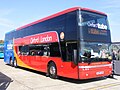 牛津的Van Hool Astromega TD927