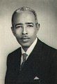 Image 24Former leader of the Somali Youth League Aden Abdullah Osman Daar who eventually became the first President of the Somali Republic following the union of State of Somaliland and Italian Trusteeship of Somalia. (from Culture of Somalia)