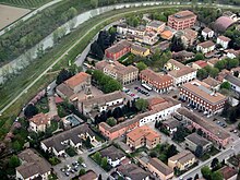 Camposanto e il fiume Panaro.jpg