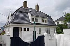 Villa for J. Fleischer, Blaauws vei 9, 1911. Sammen med arkitekt Georg Greve.