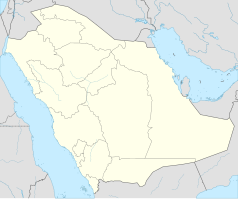 Mapa konturowa Arabii Saudyjskiej, po lewej nieco na dole znajduje się punkt z opisem „Stad al-Malik Abd al-Aziz”