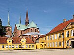 Domkyrkan sedd från biskopsgården.