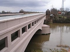 Trogbrücke des Mittellandkanals über die Weser