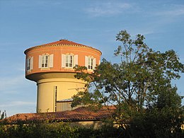 Alzonne le chateau d'eau.JPG