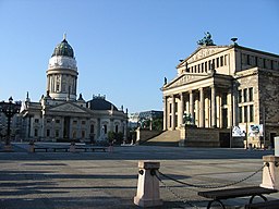 Katedrála Deutscher Dom a koncertní dům (2004)