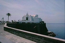 Église blanche à Forio.