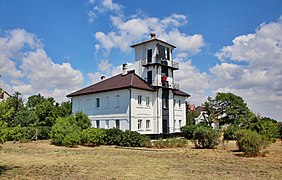 Phare d'Henitchesk, classé[2],