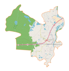 Mapa konturowa gminy Wierzchosławice, u góry po prawej znajduje się punkt z opisem „Cmentarz wojenny nr 212 Bobrowniki Małe”