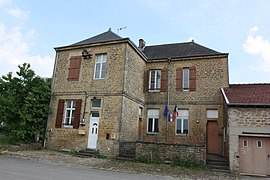 The town hall in Signy-Montlibert