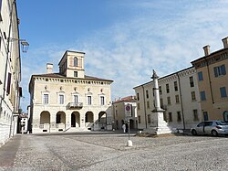 Piazza Ducale (Vojvodski trg)