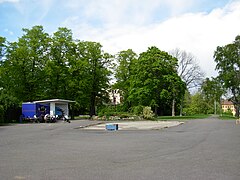 Stensparken, plassen midt i parken. Foto: Helge Høifødt