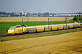 現代フランスでは高速鉄道TGV（日本の新幹線相当の列車）の中に、まるまる1編成が郵便専用に割り当てられているものがある。