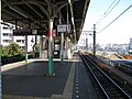 業平橋駅時代のプラットホーム、右奥は旧貨物ヤード跡地（2008年1月）