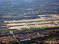 Luchtfoto van de terminals en banen