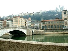 Pont Bonaparte Lyon.jpg