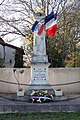 Le monument aux morts, le long de la D123 (nov. 2010)