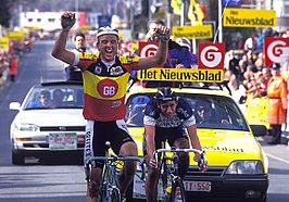 Museeuw won zijn eerste Ronde van Vlaanderen in 1993