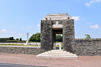 Le cimetière militaire de Bienvillers.