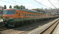 185系電車 80系電車湘南色ルック