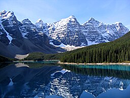 Moraine Lake, og Valley of the Ten Peaks