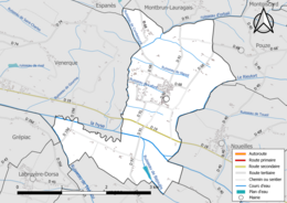 Carte en couleur présentant le réseau hydrographique de la commune