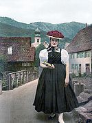 Schwarzwälderi in Dracht, 1898