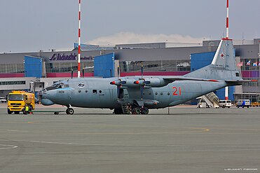 An-12 de la Flota del Pacífico en Knevichi