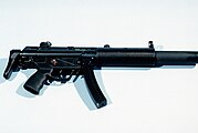 SEFトリガーのMP5SD3(右側面)。